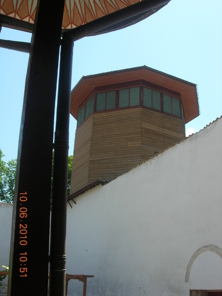 bahcha104.jpg